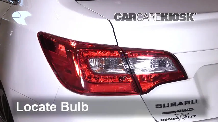 2019 Subaru Legacy 2.5i Limited 2.5L 4 Cyl. Lights
